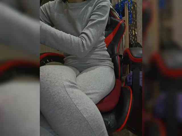 naked_taxi_dispatcher webcam