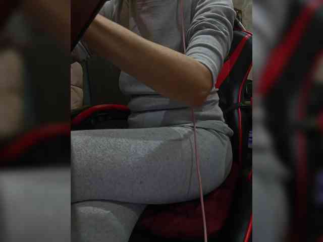 naked_taxi_dispatcher webcam