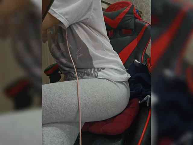 naked_taxi_dispatcher webcam