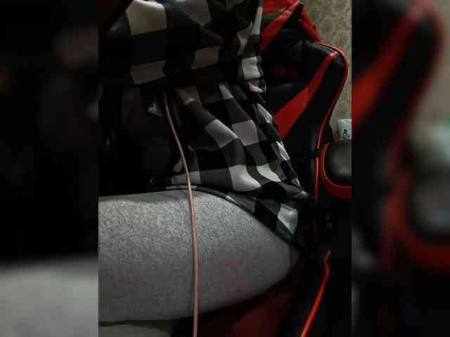 naked_taxi_dispatcher webcam