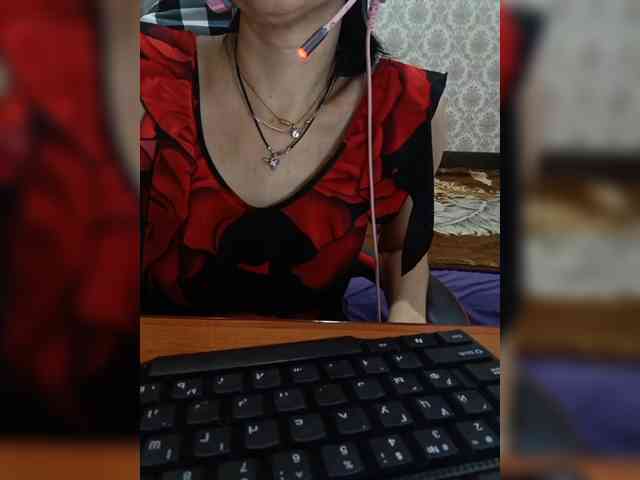 naked_taxi_dispatcher webcam