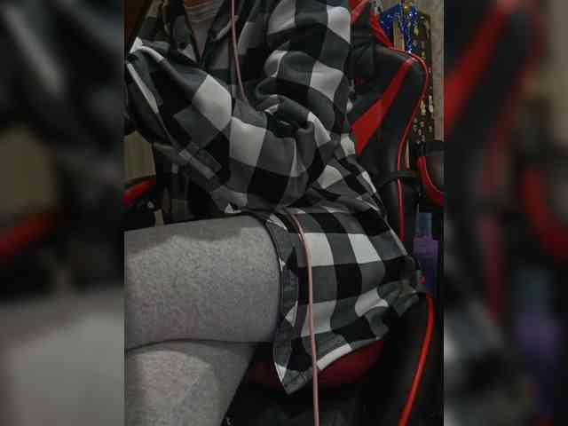 naked_taxi_dispatcher webcam