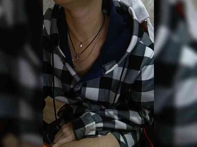 naked_taxi_dispatcher webcam