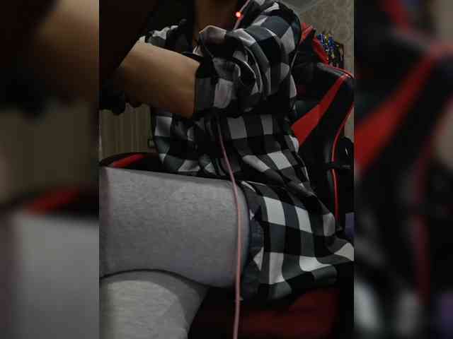 naked_taxi_dispatcher webcam