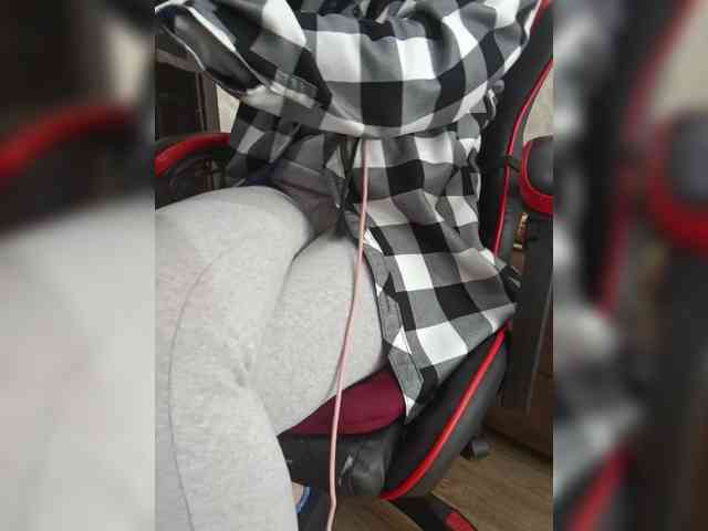 naked_taxi_dispatcher webcam