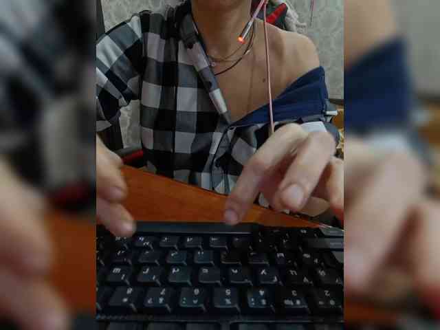 naked_taxi_dispatcher webcam