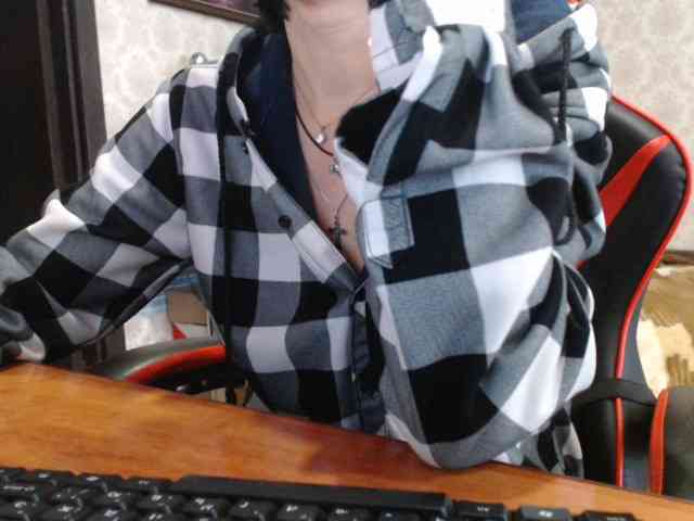 naked_taxi_dispatcher webcam