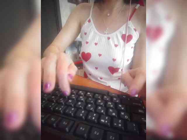 naked_taxi_dispatcher webcam