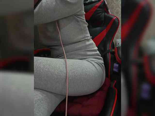 naked_taxi_dispatcher webcam