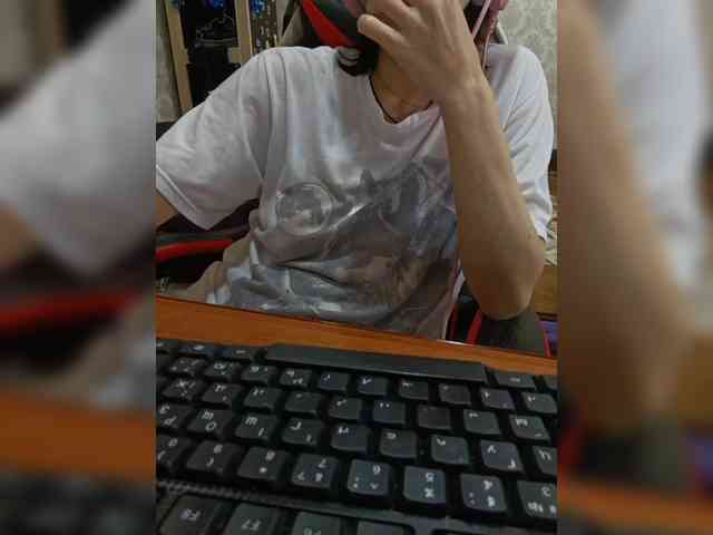 naked_taxi_dispatcher webcam