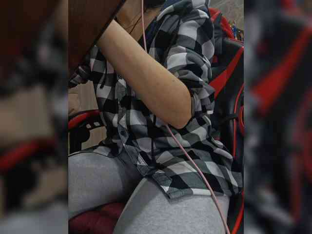 naked_taxi_dispatcher webcam