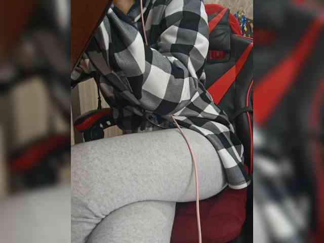 naked_taxi_dispatcher webcam