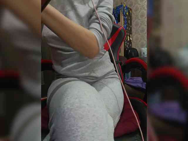 naked_taxi_dispatcher webcam