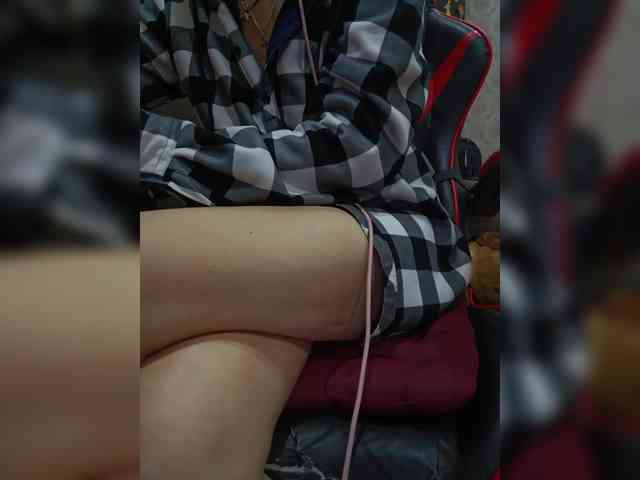 naked_taxi_dispatcher webcam