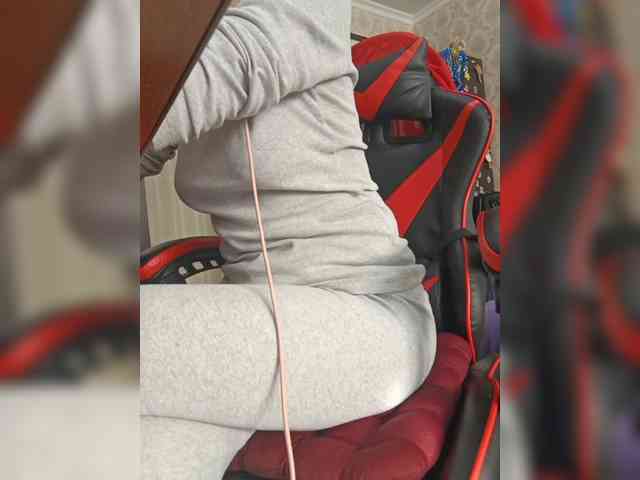 naked_taxi_dispatcher webcam