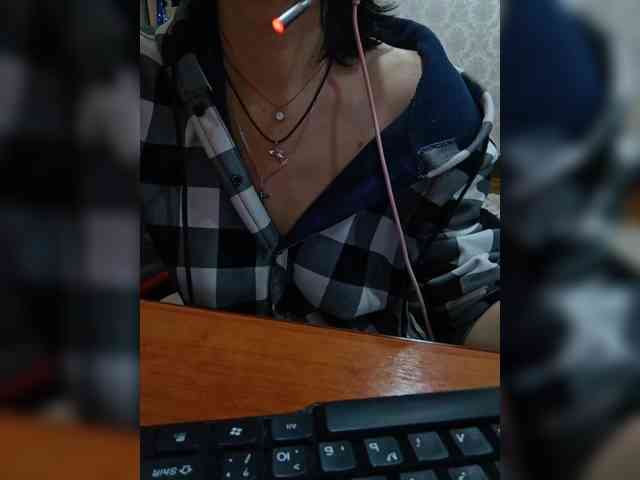 naked_taxi_dispatcher webcam