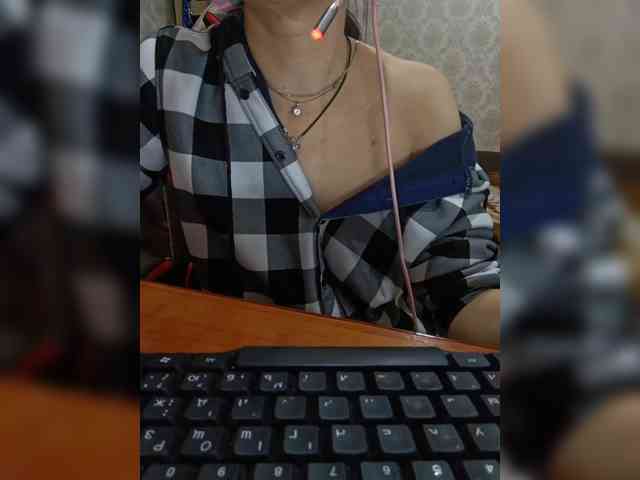 naked_taxi_dispatcher webcam