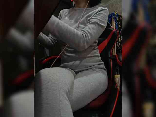 naked_taxi_dispatcher webcam