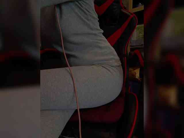 naked_taxi_dispatcher webcam