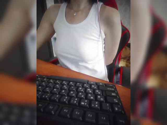 Olik-Pisa Live Webcam on BongaCams