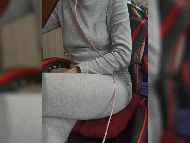 naked_taxi_dispatcher webcam