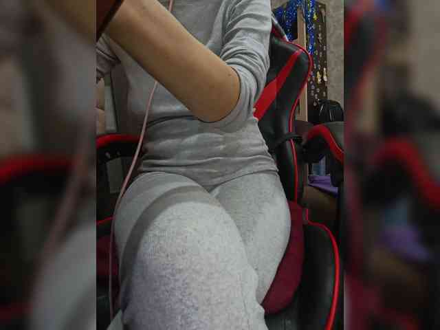 naked_taxi_dispatcher webcam