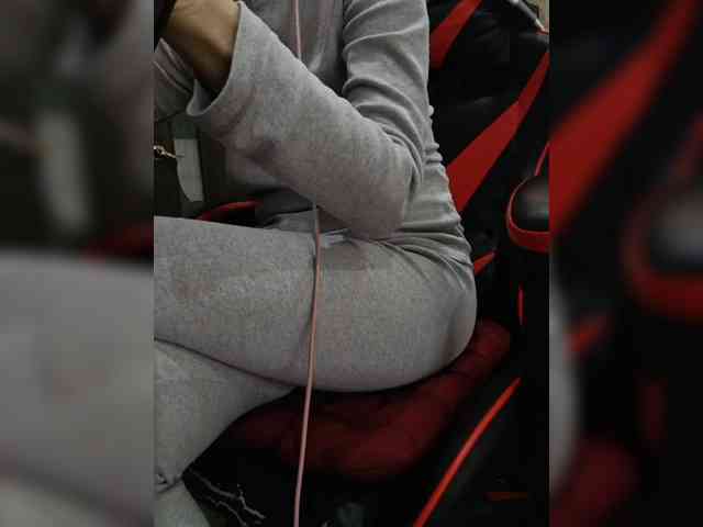 naked_taxi_dispatcher webcam