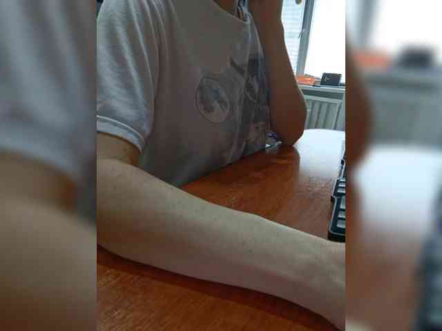 naked_taxi_dispatcher webcam