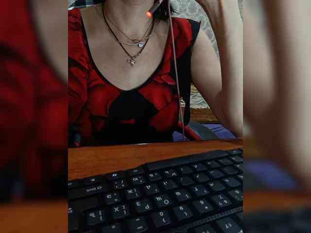 naked_taxi_dispatcher webcam