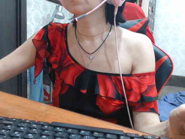 Olik-Pisa Live Webcam on BongaCams