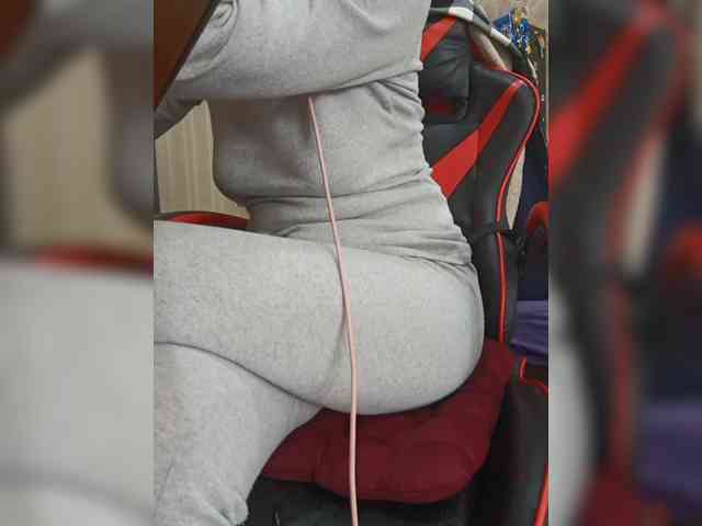 naked_taxi_dispatcher webcam