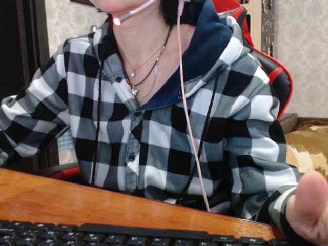 naked_taxi_dispatcher webcam