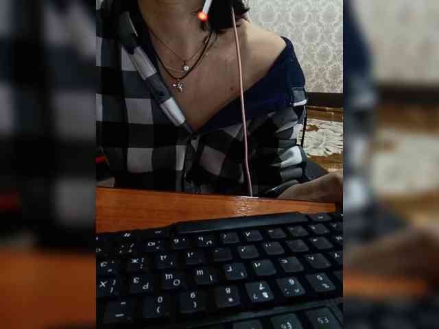 naked_taxi_dispatcher webcam