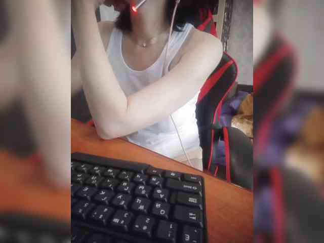 naked_taxi_dispatcher webcam