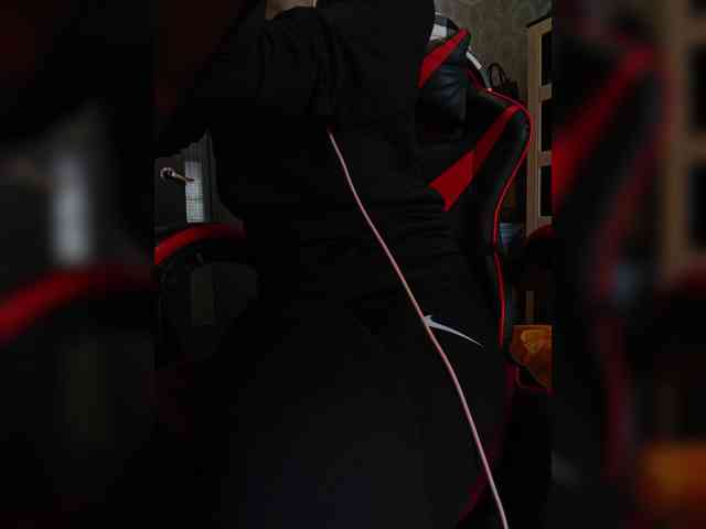 naked_taxi_dispatcher webcam