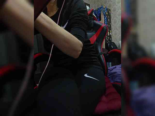 naked_taxi_dispatcher webcam