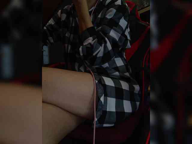 naked_taxi_dispatcher webcam