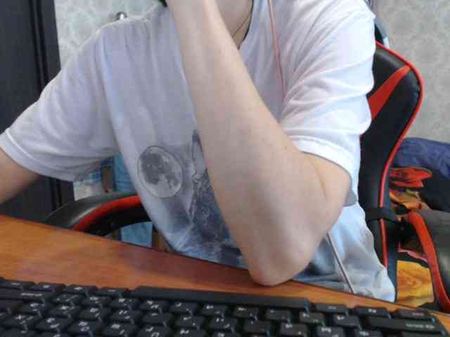 naked_taxi_dispatcher webcam