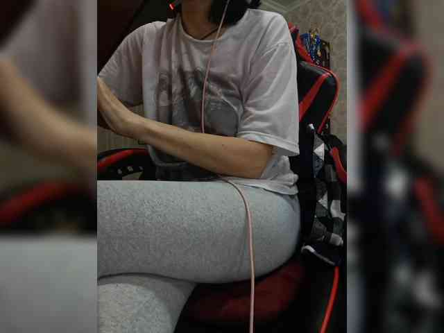 naked_taxi_dispatcher webcam