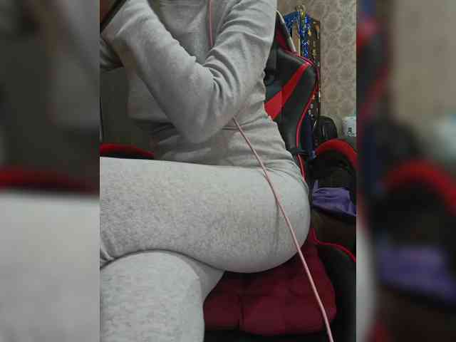 naked_taxi_dispatcher webcam