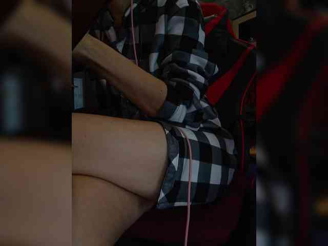 naked_taxi_dispatcher webcam