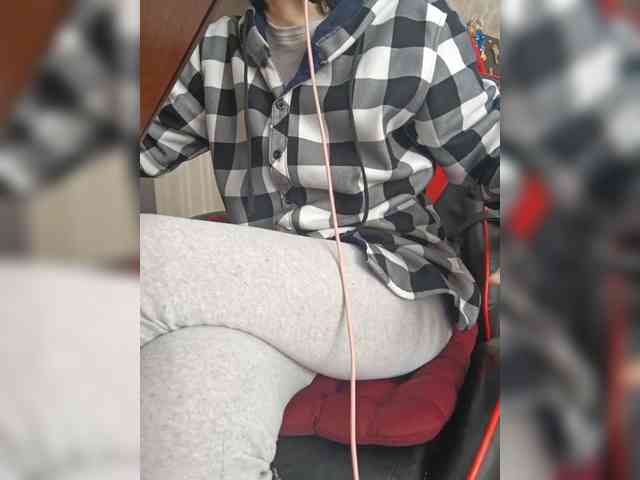 naked_taxi_dispatcher webcam