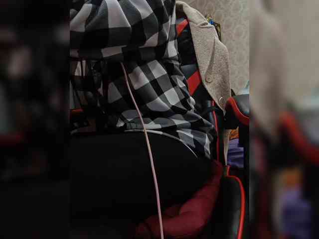 naked_taxi_dispatcher webcam