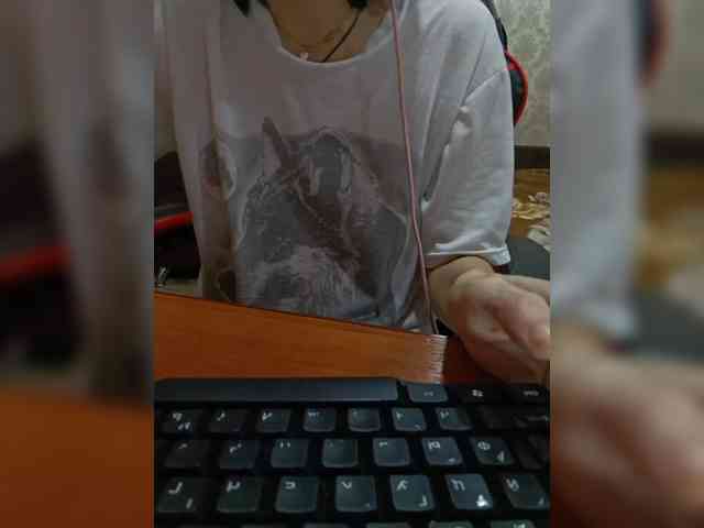 naked_taxi_dispatcher webcam