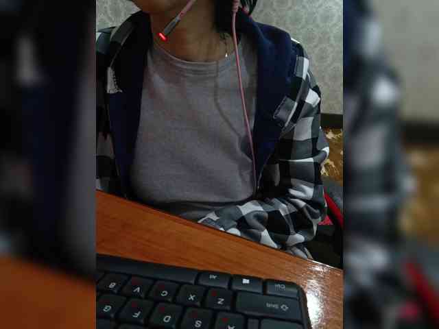 naked_taxi_dispatcher webcam