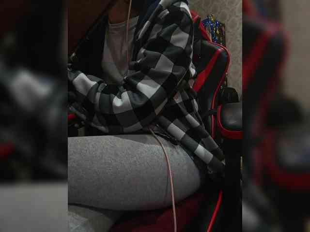 naked_taxi_dispatcher webcam