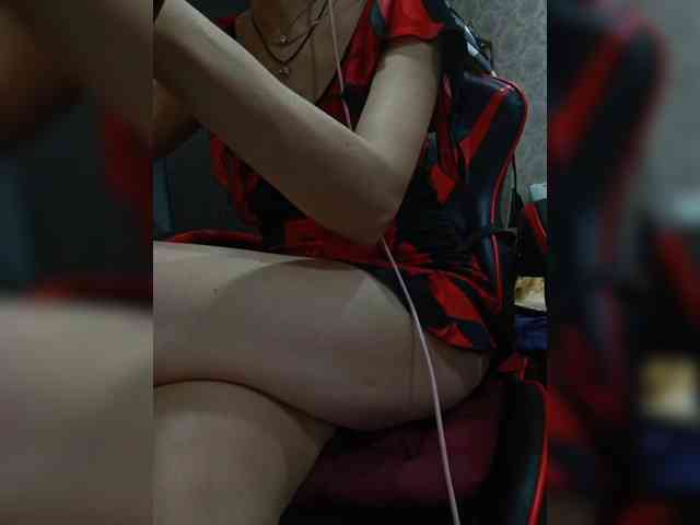 naked_taxi_dispatcher webcam