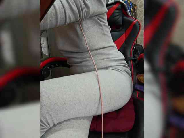 naked_taxi_dispatcher webcam