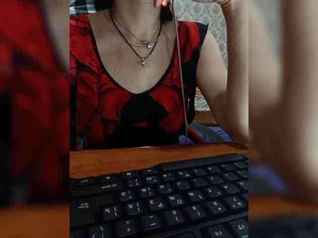 naked_taxi_dispatcher webcam