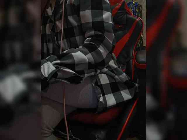 naked_taxi_dispatcher webcam